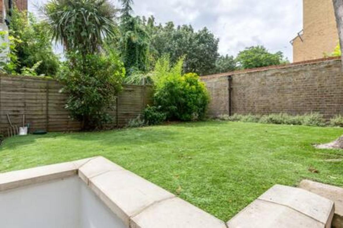 Apartamento Large 2bed1.5bath With Garden In Ovalvauxhall Londres